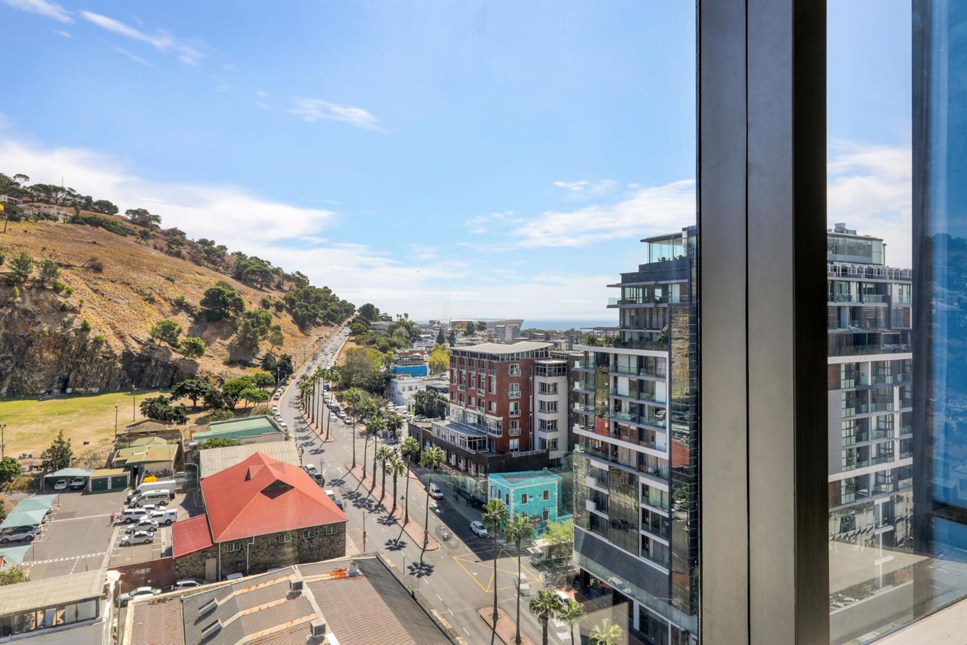 Always-power Signal Hill Apartment Cape Town